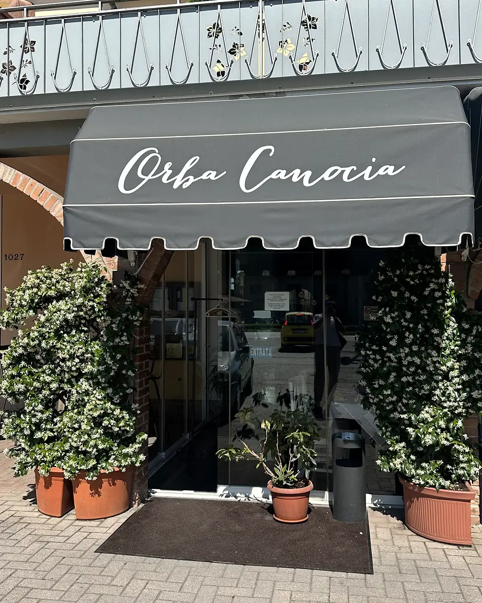 Orba Canocia from the street